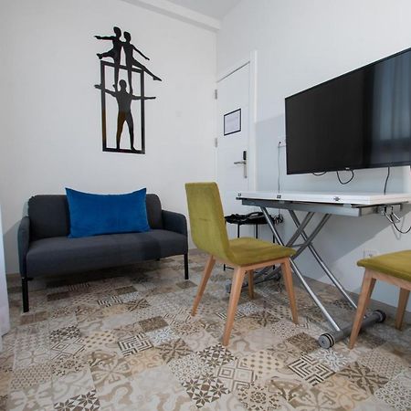 Ekilibrio Hotel & Apart-Suites Madrid Esterno foto